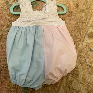 The Beaufort Bonnet color block bubble 18-24m VGUC